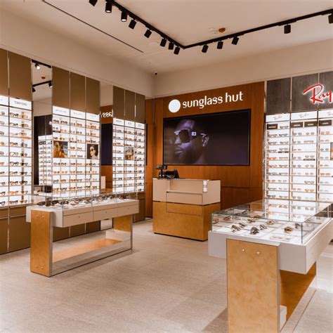 Sunglass Hut – clothing and shoe store in The Hague, reviews, .